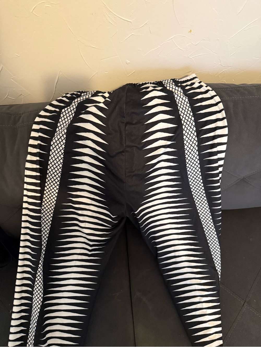 Men's Black & White Patterned Joggers - Comfort Fit